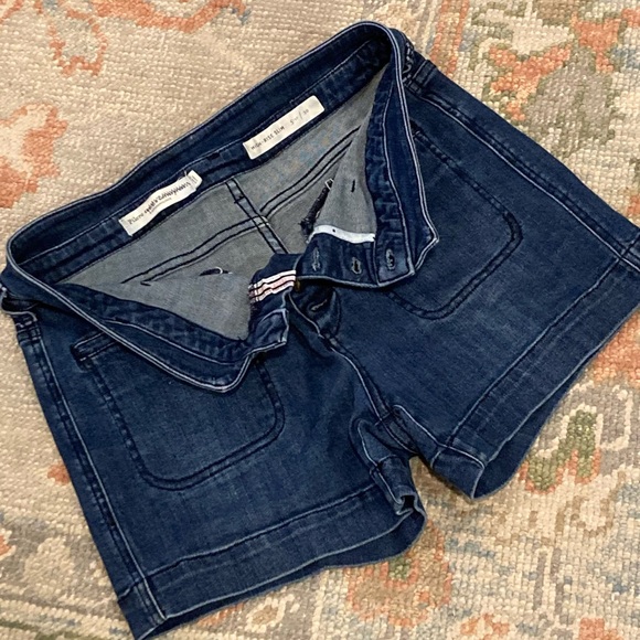 PILCRO and the LETTERPRESS HIGH-RISE SLIM JEAN SHORTS - Picture 3 of 7